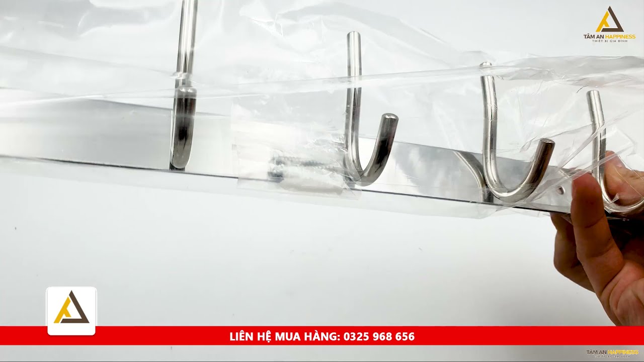 Nên Mua Giá Treo Khăn Tắm INOX 304 Dán Tường Hay Khoan Vít?